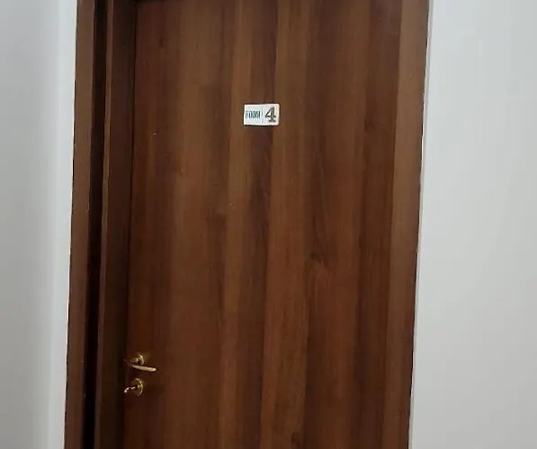 Bazar 4 Mini * Tirana